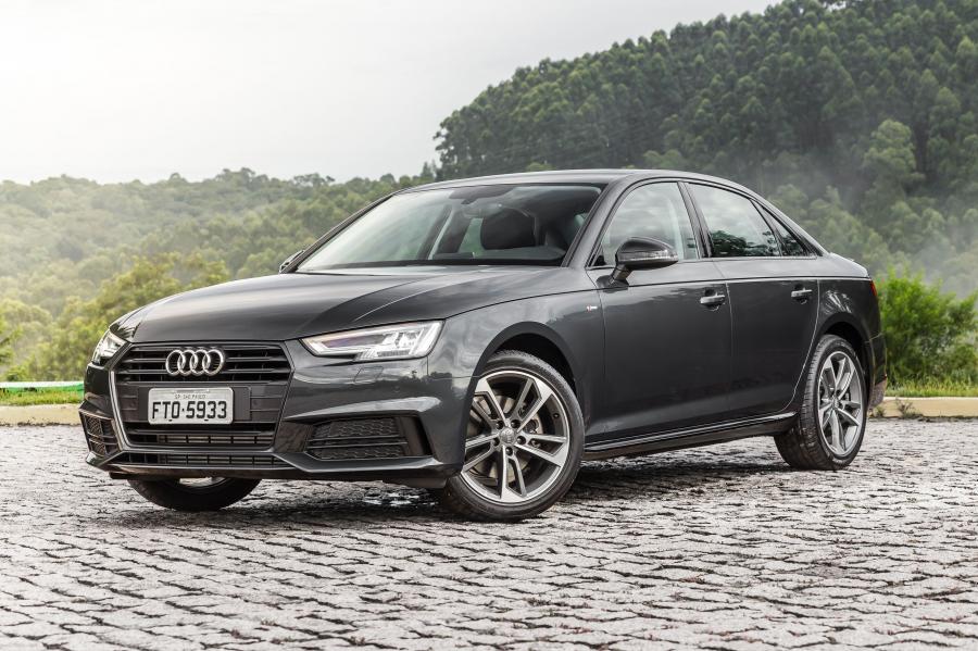  Audi A4 2.0 TFSI S-Line Limited Edition (B9) 2018 года  (LA) (фото 1 из 18)